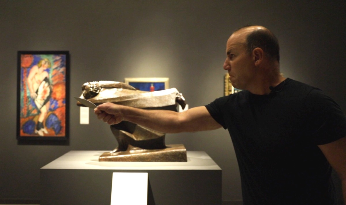 Rob Crisell of the San Diego Shakespeare Society performing Macbeth, Act II, Scene 1 at The San Diego Museum of Art