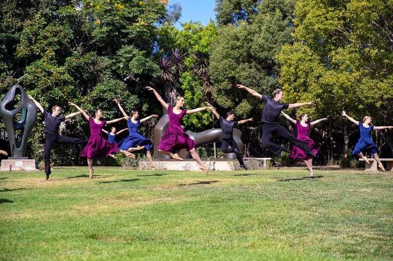 San Diego Ballet dancers in Museum Sculpture Garden
