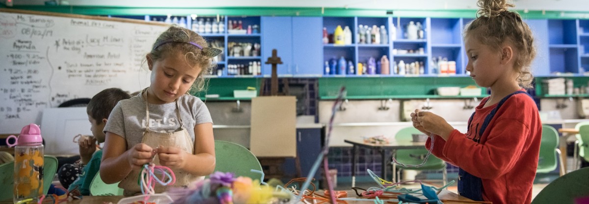 Children creating art at SDMA Museum Art School