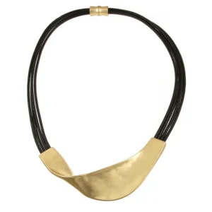 Metal Twist Necklace